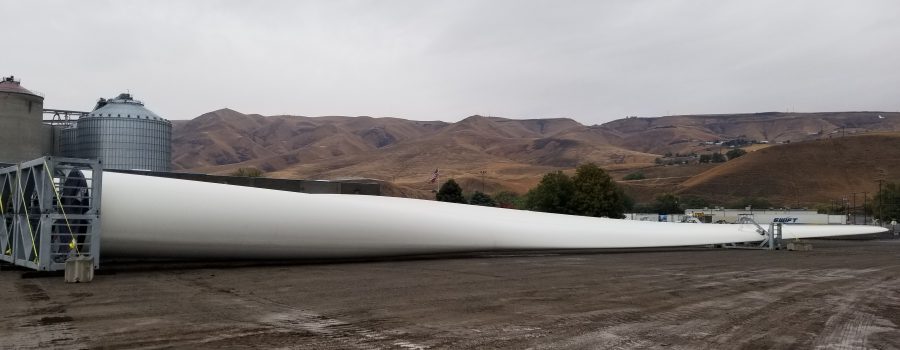 Picture of a large windmill blade at the Lewiston Port