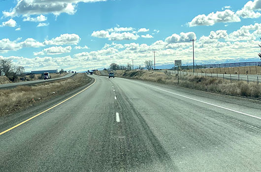 Image of I-84 eastbound lanes in Jerome County