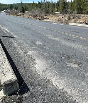 A view of the deck as seen from above.