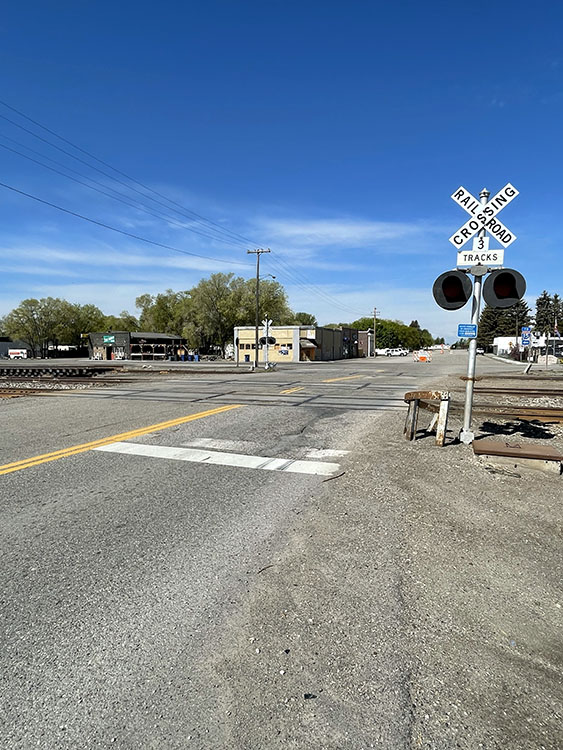 Area highways to briefly close for railroad replacement and paving work