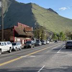 View of US-95 in Riggins.