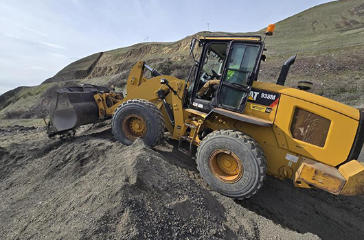 Picture of a backhoe.
