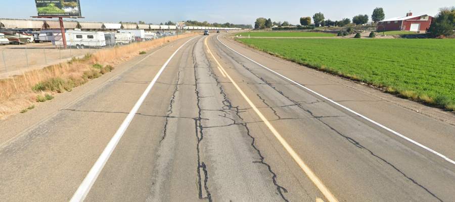 Section of US-95 showing distress and cracking