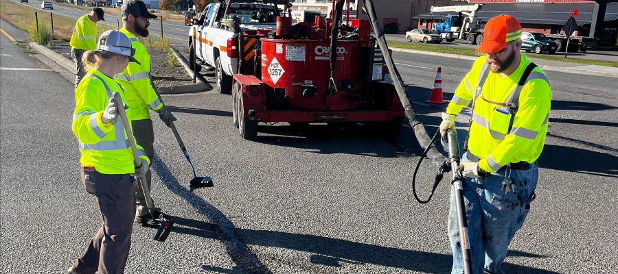 Crews sealing cracks on US-95 in Coeur d'Alene.