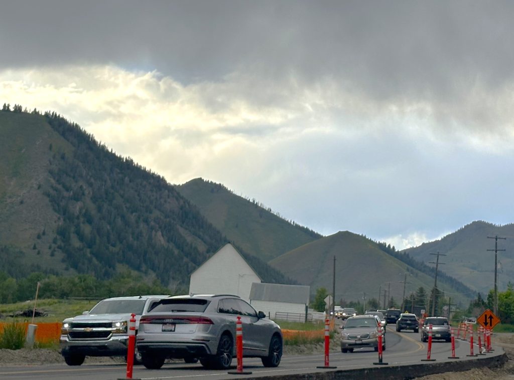 Photo of SH-75 Elkhorn to River - Work zone traffic.