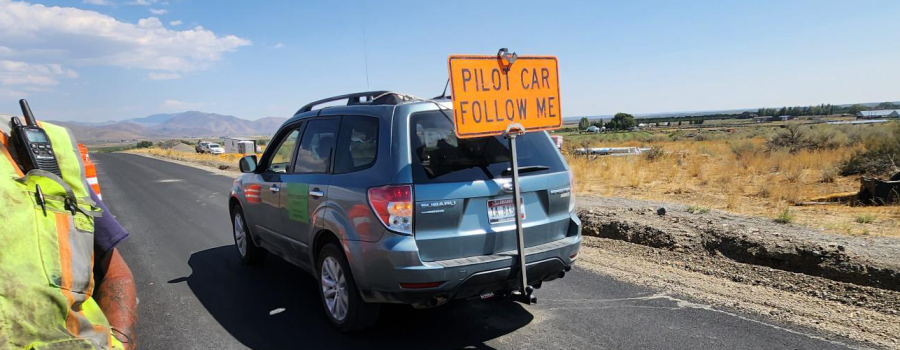 Pilot car in Carey