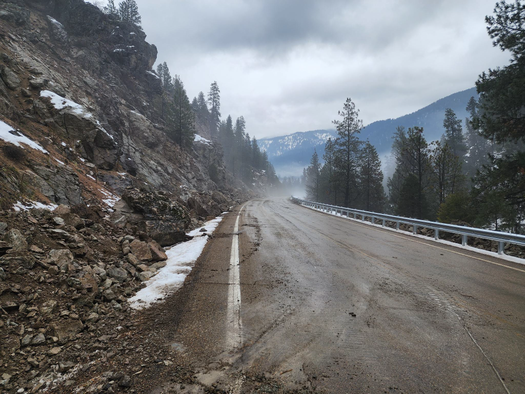 SH-21 reopens between Grandjean and Banner Summit