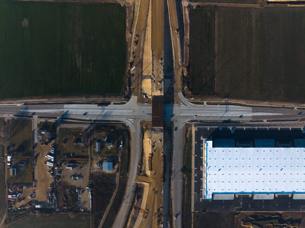 Aerial photo of the SH-16/Franklin Road Interchange in January 2026