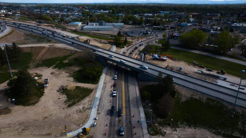 Photo of 10th Avenue at I-84 facing north.