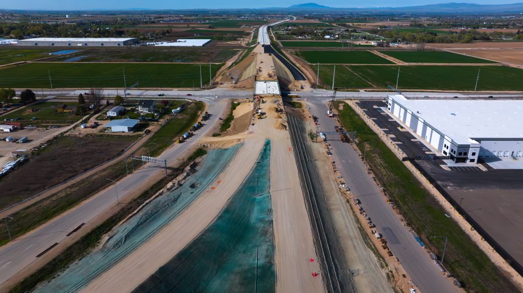 Aerial view of construction at the future SH-16/ Franklin Road Interchange.