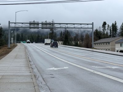 Traffic on the SH-41 bridge over the BNSF Railroad tracks in Rathdrum.