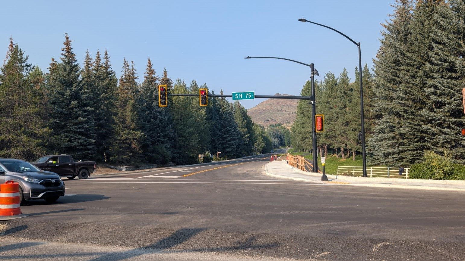Photo of the SH-75/Elkhorn Road intersection